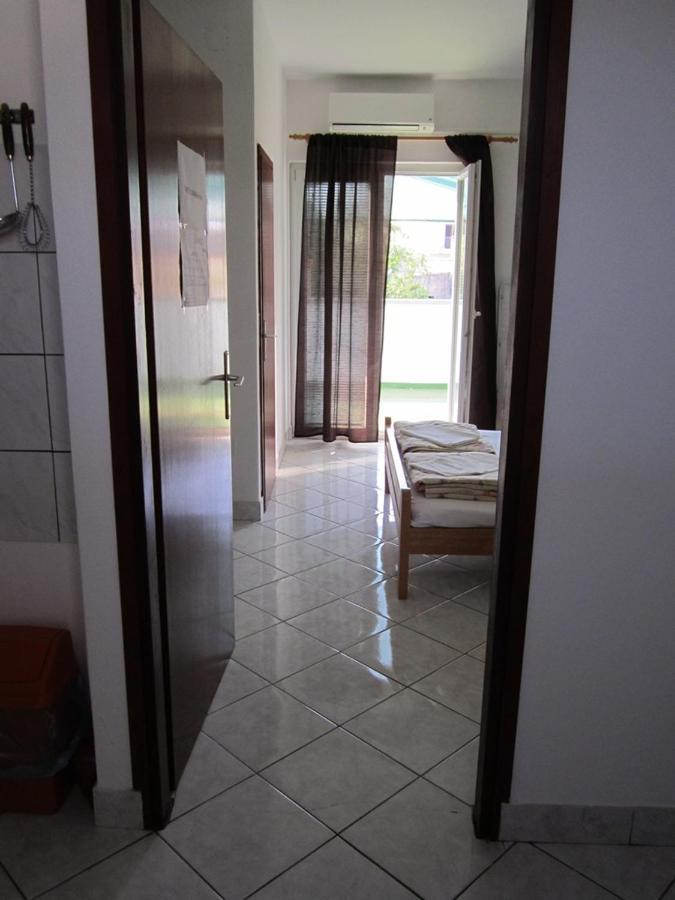 Apartmani Lukacic Biograd Na Moru Exterior photo